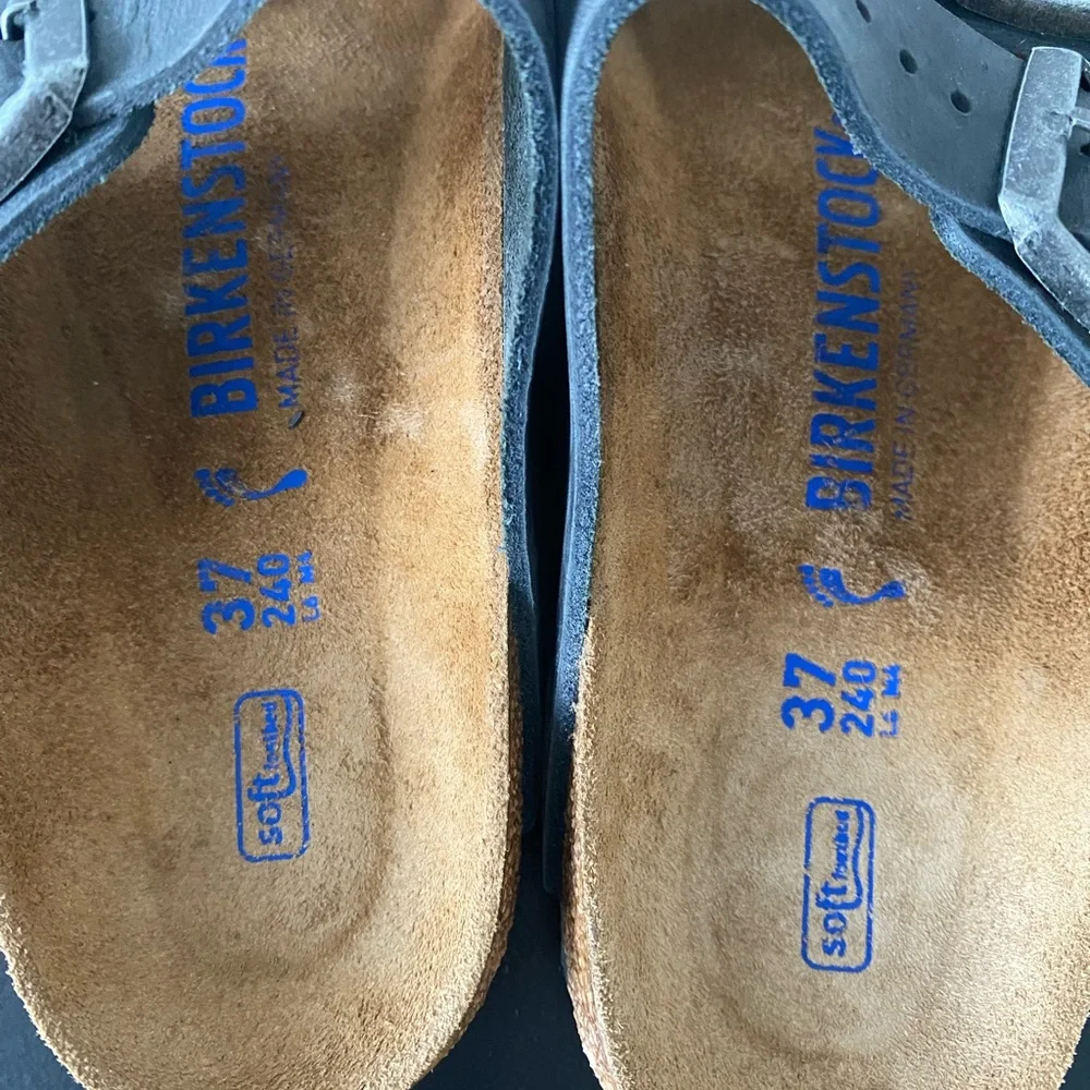 Birkenstock Arizona slide Sandals Size 37